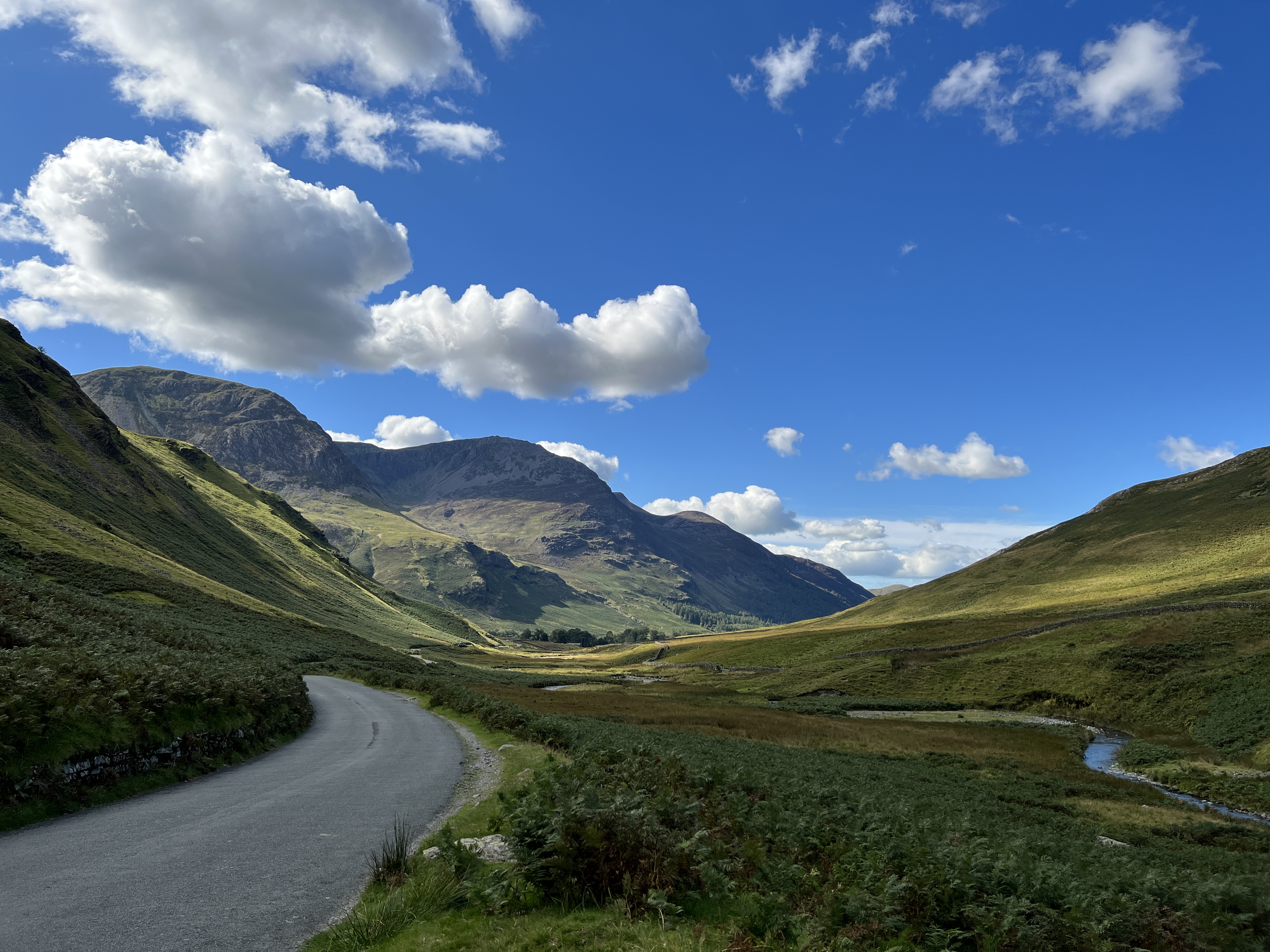 pass to Keswick, narrow road and steep hills