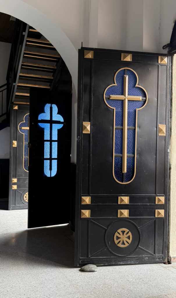 black and gold church doors, Salento Colombia