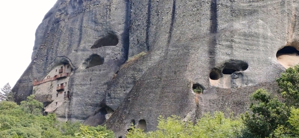 Meteora caves